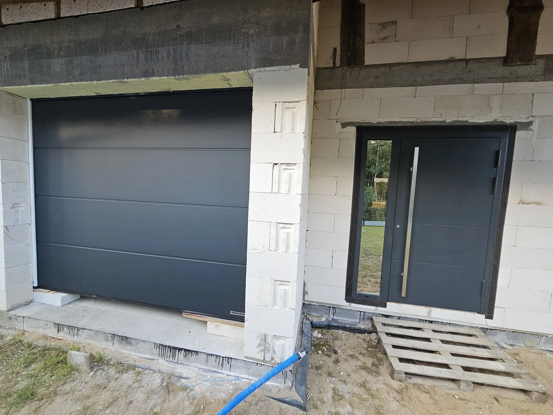 Realizacja Jana Gates - bramy, drzwi, ogrodzenia
